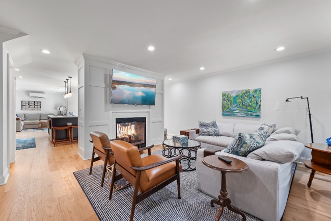 Photo - 78 Legare St