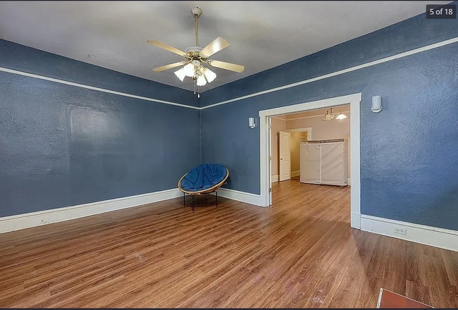 Photo - 2904 Beacon Ave