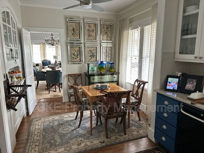 Photo - 2615 Cockrell Ave