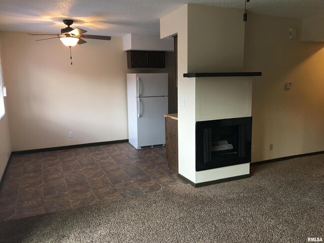 Photo - 2509 E 50th St Unit 4