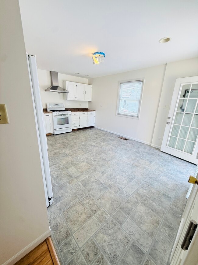Photo - 2904 Stork Ct