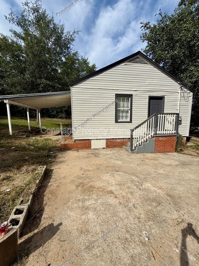 Photo - 1533 Engle Dr