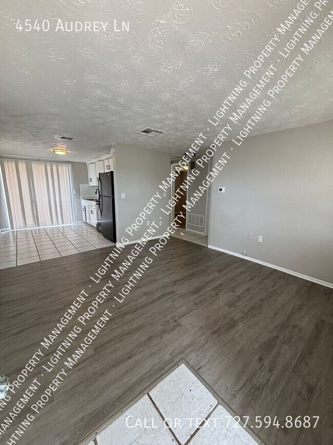 Photo - 4540 Audrey Ln