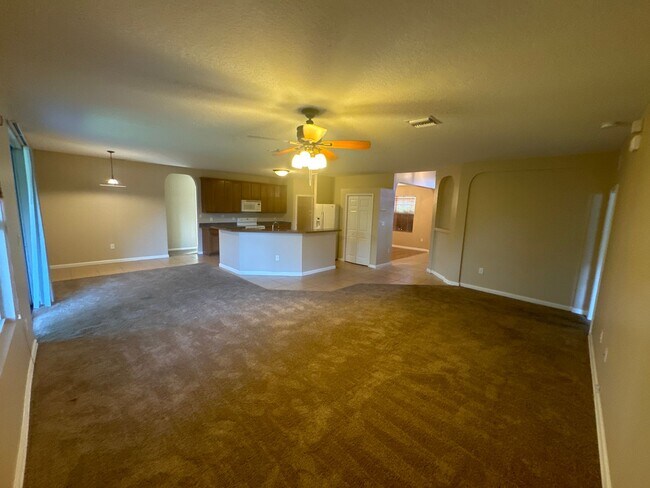 Photo - Beautiful 4 bedroom, 2 bathroom home