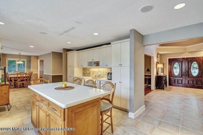 Photo - 75 Poplar Ave