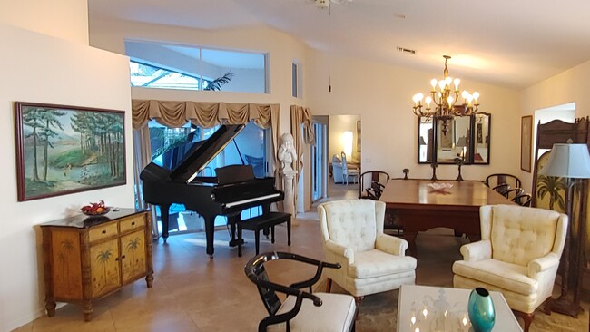 Building Photo - 16461 Riverwind Dr Rental