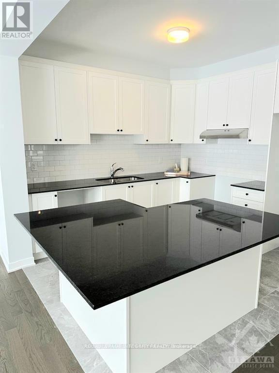 Photo - 2489 Watercolours Way