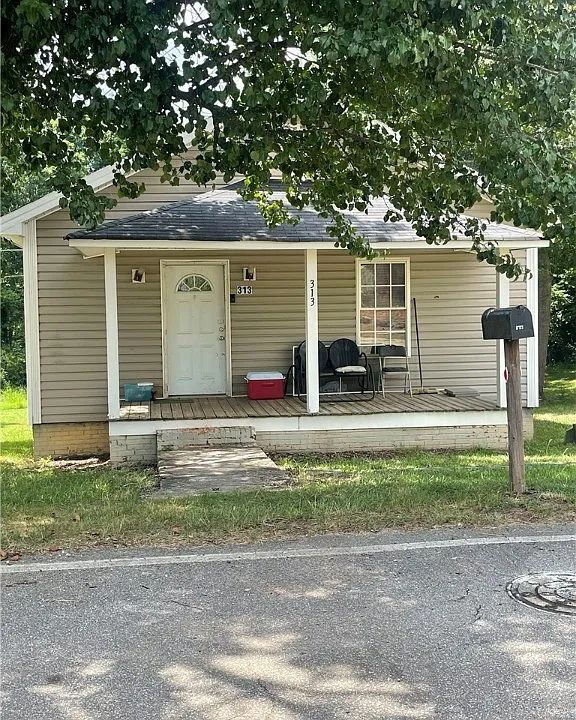 Building Photo - 2 Bed, 1 bath in Westminster