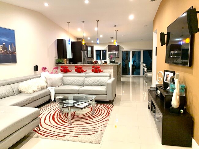 Photo - 14377 SW 25th Terrace