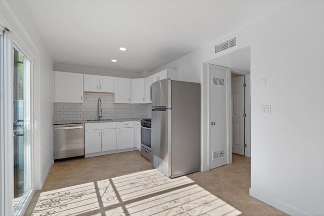 Photo - 2304 N 10th Ave