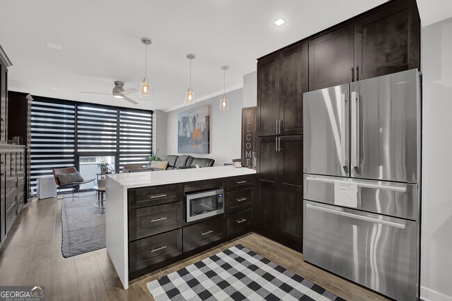 Photo - 1280 W Peachtree St NW Unit 1402