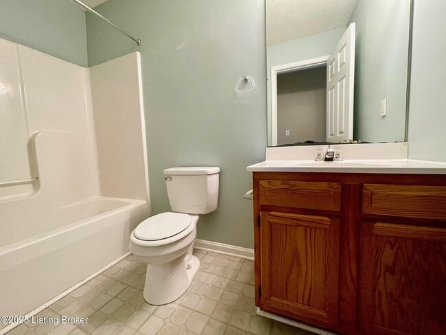 Photo - 2650 Lindsay Ave Unit 1