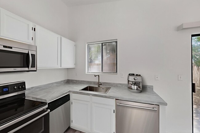 Photo - 7704 San Agustine St NW