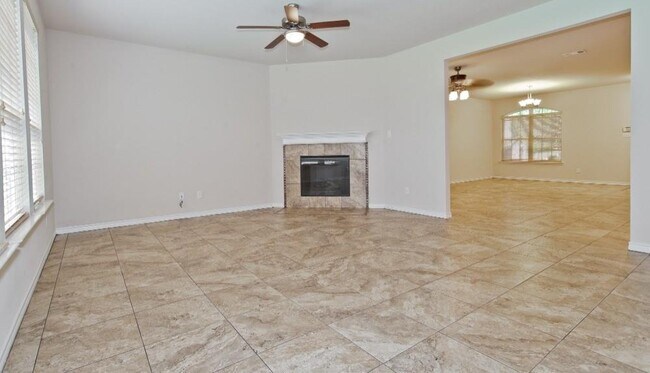 506 Port Royale Way