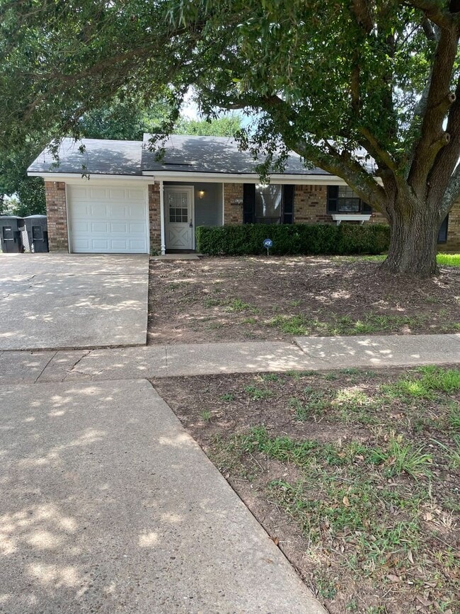 Photo - Golden Meadows - 3BD/2BA