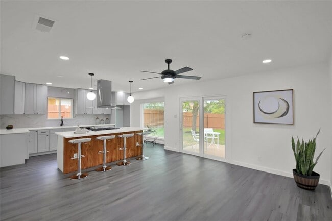 Photo - 1408 Fairfield Dr