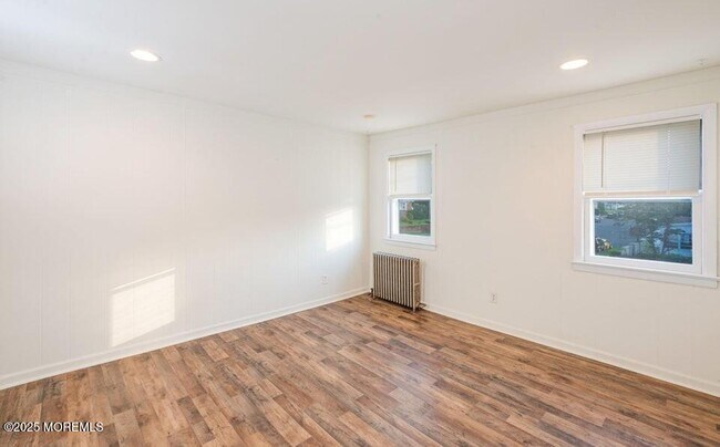 Photo - 215 S Pine Ave