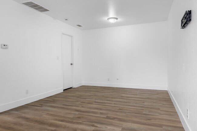Photo - 3110 Denver Ave