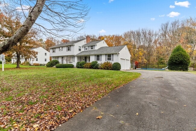 Photo - 45 Stanford Dr