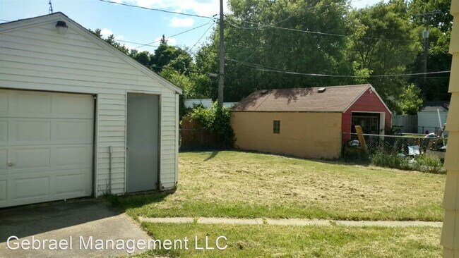 Photo - 5100 Clio Rd