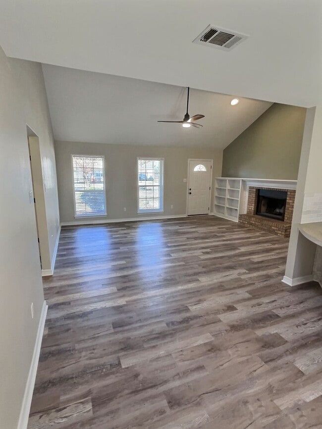 Photo - Updated home in Ocean Springs!