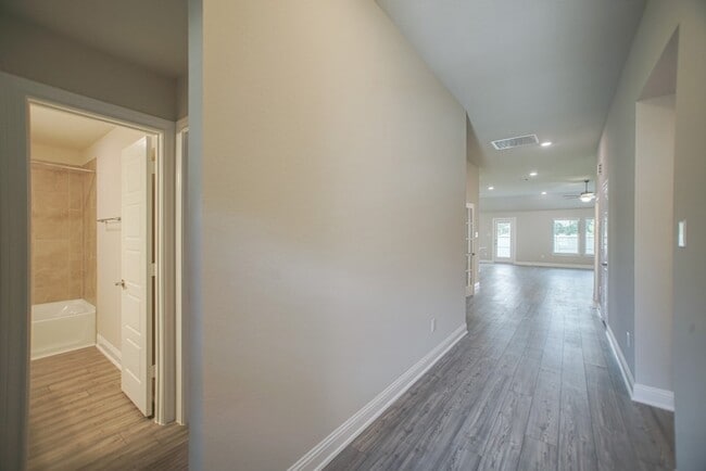 Photo - 17112 Coneflower Pl