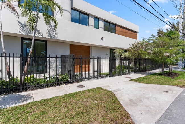 Photo - 2330 SW 36th Ave