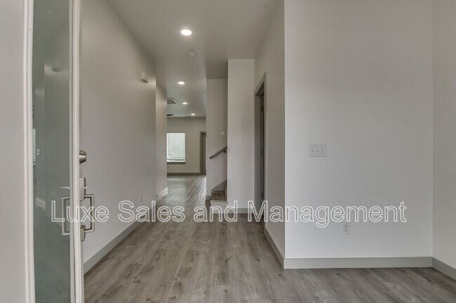 Photo - 13508 Vinita Dr