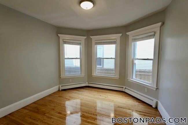 Photo - 55 Estes St Unit 1
