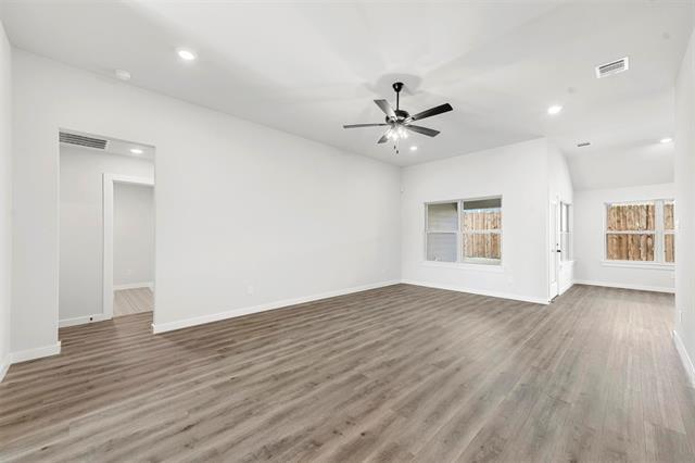 Photo - 1102 Holly St