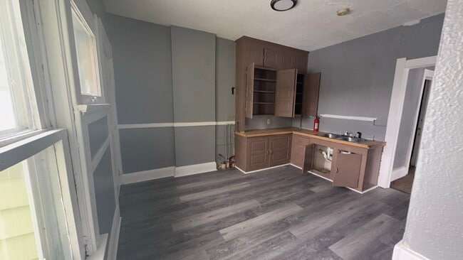 Building Photo - 1202 Nevada St Unit 4