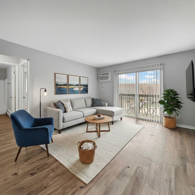 Photo - 2424 36th St SW Unit 2