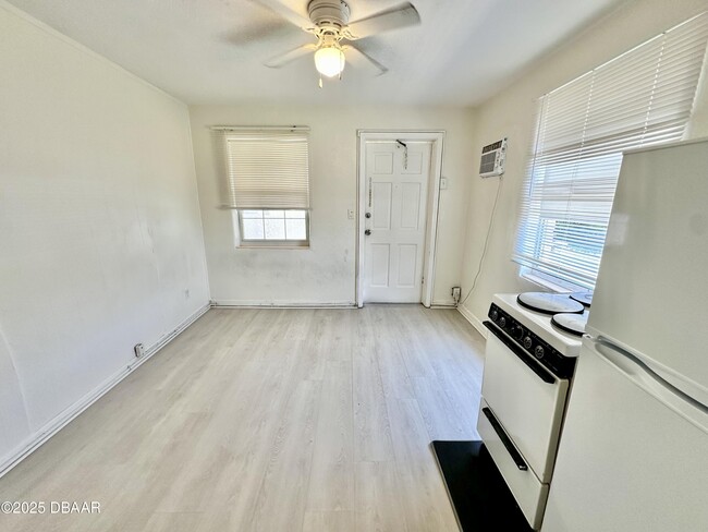 Photo - 3226 S Atlantic Ave Unit 5