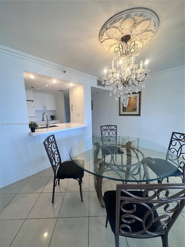 Photo - 1717 N Bayshore Dr Unit A-3852