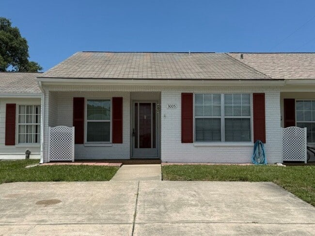 Photo - 2 Bed/2 Bath, 1 story Villa in Veterans Villas AVAILABLE NOW!