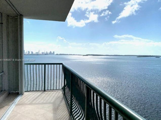 Photo - 1408 Brickell Bay Dr Condominio