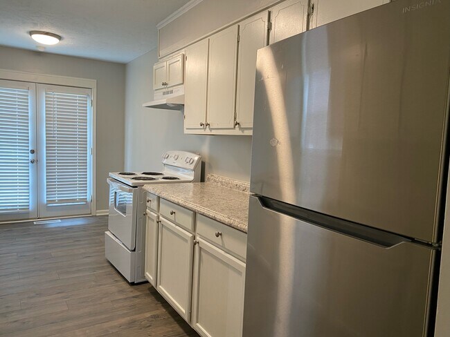 Photo - 146 Smithfield Dr