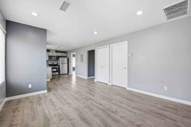 Photo - 2423 Smokewood Pl