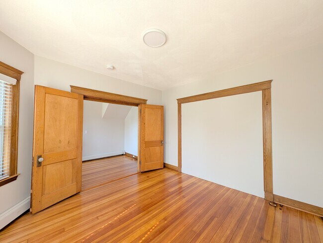 Photo - 29 Frederick Ave Unit 1