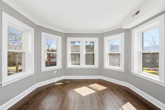 Photo - 8024 S Vernon Ave