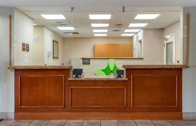 Furnished Studio-Houston - IAH Airport