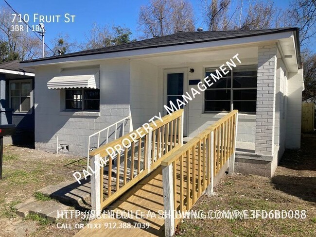 Updated, modern 3 bedroom, 1 bathroom sing... - Updated, modern 3 bedroom, 1 bathroom sing... House