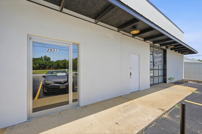 Photo - 2531 W Morton St Unit 2