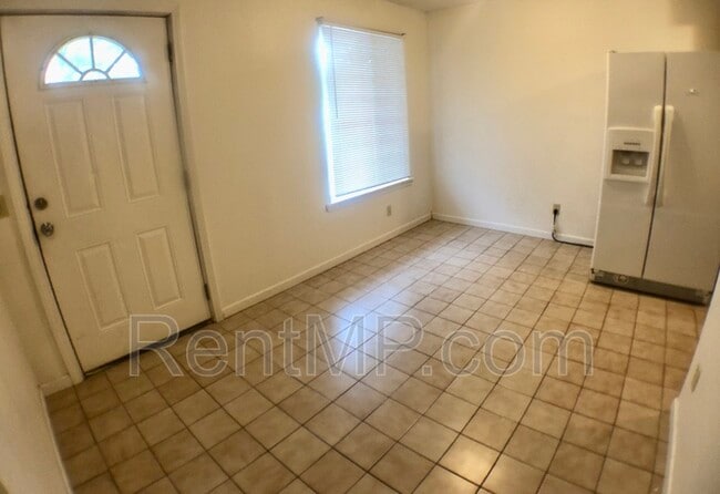 Photo - 722 W Broomfield St Unit H02