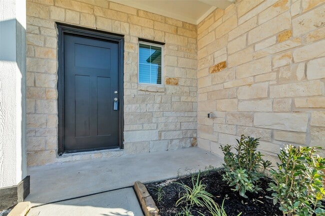 Photo - 8550 Blueberry Ash St