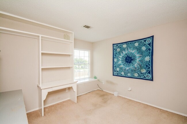 Photo - 5204 Breckenridge Dr