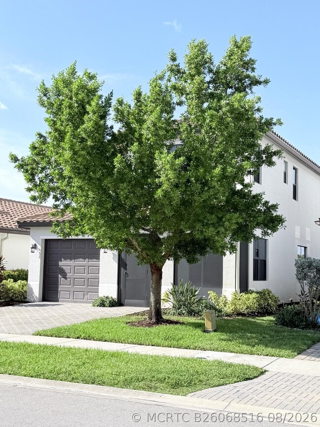 Photo - 5489 Soria Ave