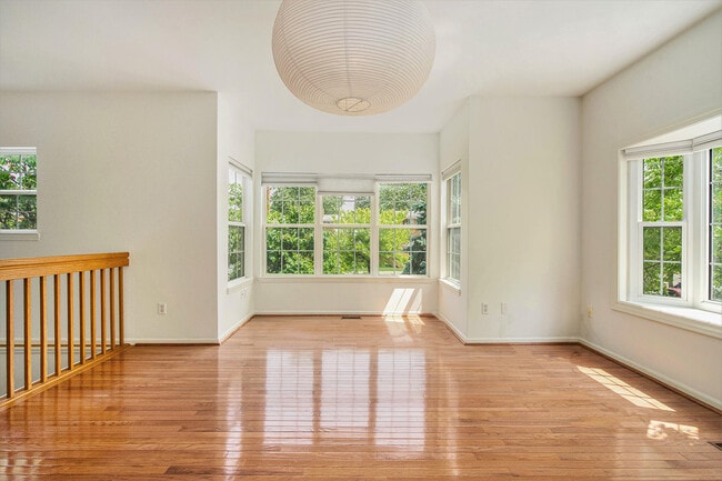 Photo - 1155 Freesia Ct