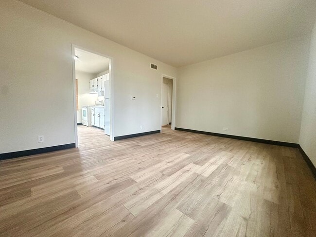 Photo - 3313-3315 Pompon Street Unit 3313