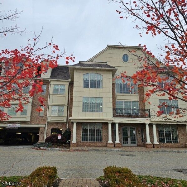 Photo - 16 Main St Unidad C-2